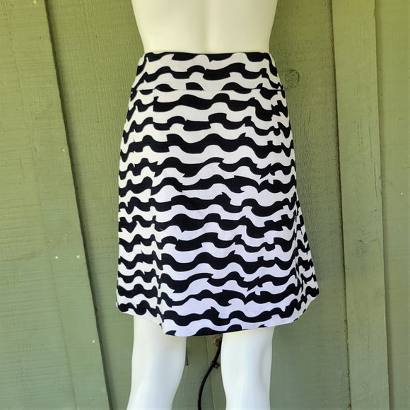 ANN TAYLOR Navy Blue White Print Cotton Skirt 10 - Picture 2 of 3